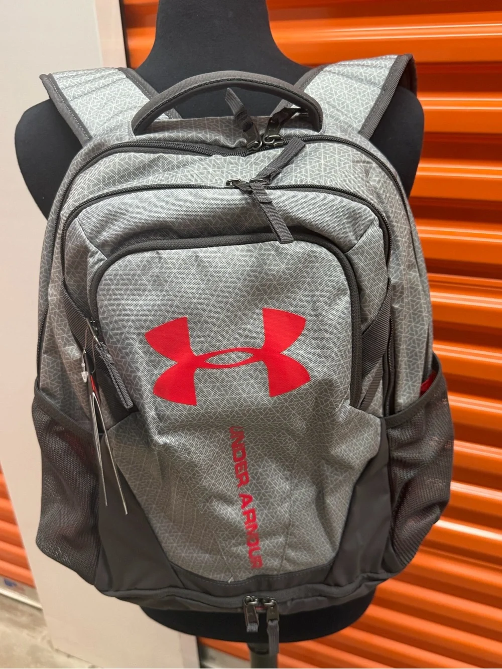 NWT Under Armour Hustle 3.0 Gray & Red Men's Backpack